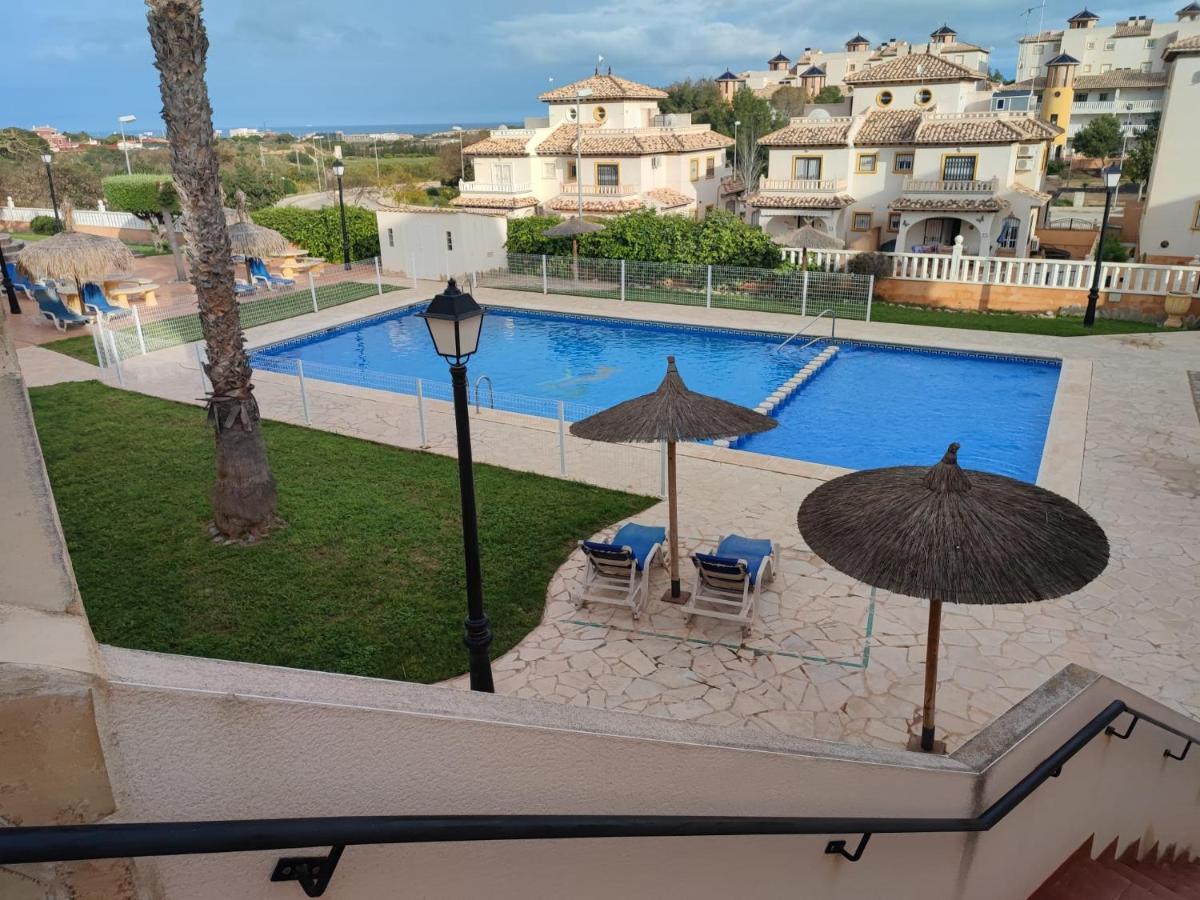 Apartamento En La Zenia Lägenhet Orihuela Exteriör bild